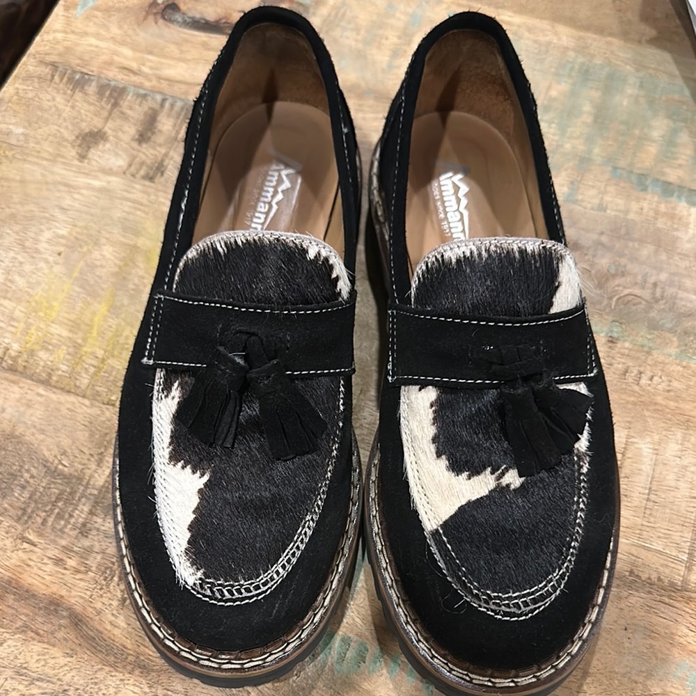 Amman Leather Black and White Women's Loafers